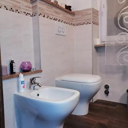 Δωμάτια σε οικογενειακή κατοικία La Moderna Camera Relax