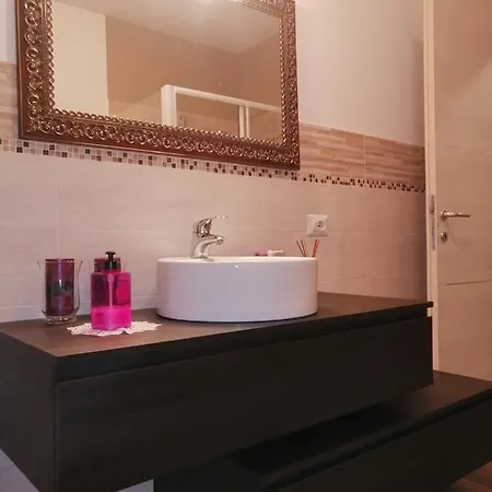 Homestay La Moderna Camera Relax *