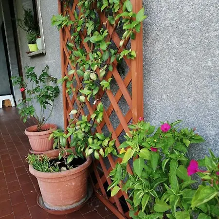 Δωμάτια σε οικογενειακή κατοικία La Moderna Camera Relax Αόστα