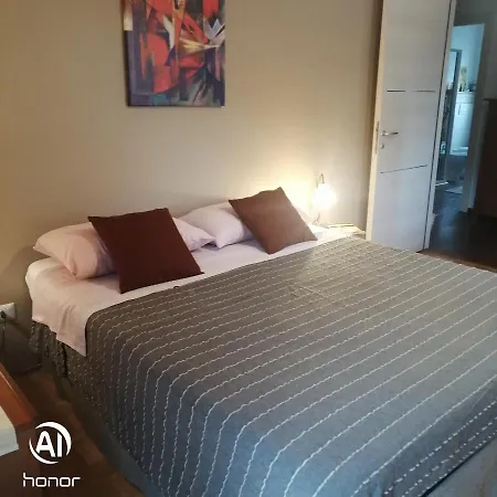 Δωμάτια σε οικογενειακή κατοικία La Moderna Camera Relax *