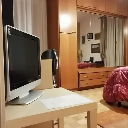 Δωμάτια σε οικογενειακή κατοικία La Moderna Camera Relax